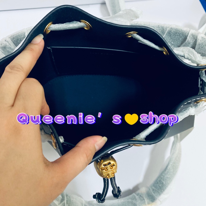 Tory Burch 專櫃款光滑牛皮束口中號水桶包-9