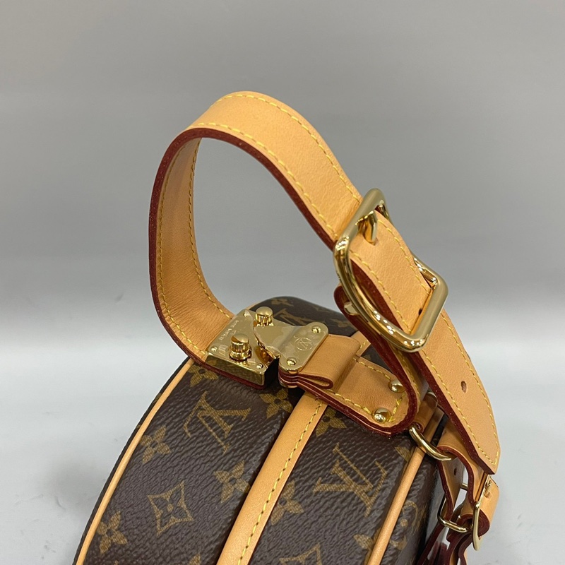 LV M43514原花硬圓餅斜背包Petite Boite Chapeau-9