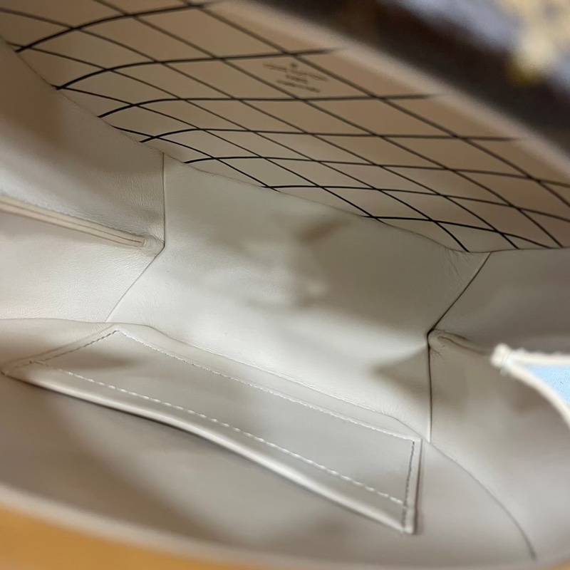 LV M43514原花硬圓餅斜背包Petite Boite Chapeau-19