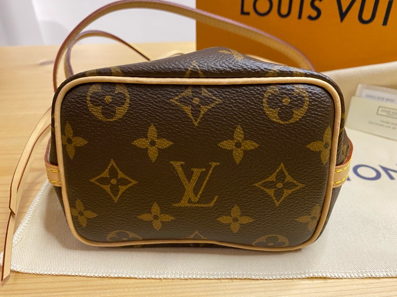 LV M41346 Nano Noe 經典Monogram 束口水桶包(迷你)-3