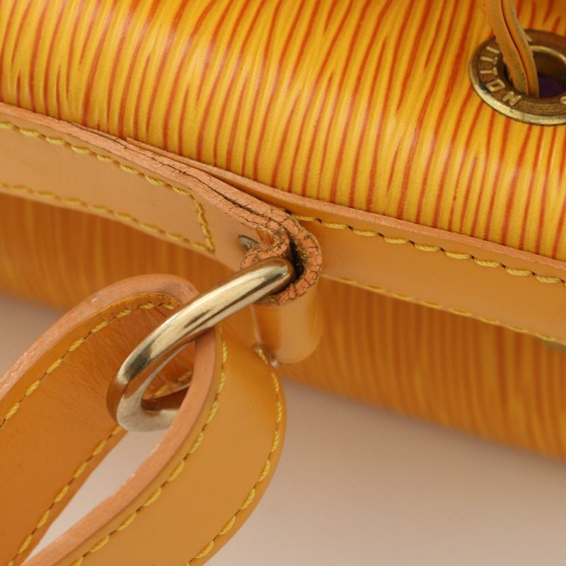 【日本直送】 中古LOUIS VUITTON 9成新   水波紋 Tasili黃 真皮肩包 黃色-6