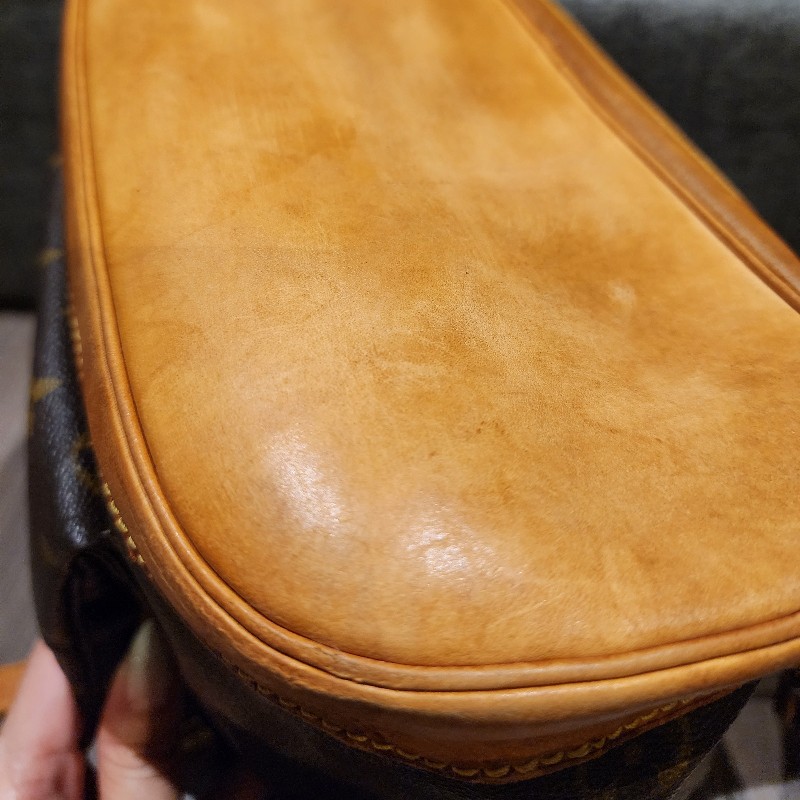 甜價日本中古真品大號老花揹包LOUIS VUITTON 路易威登 MonogramGM老花背包M51135-17