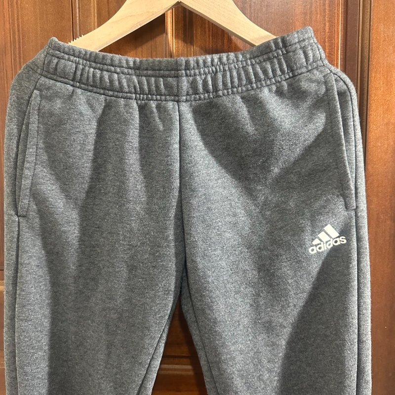 adidas愛迪達運動棉褲！好市多購入，材質舒服、好穿、有形！-0