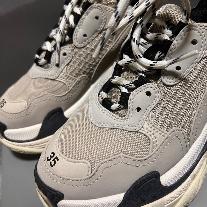 Balenciaga triple s 奶茶米色 老爹鞋 巴黎世家 運動鞋-2