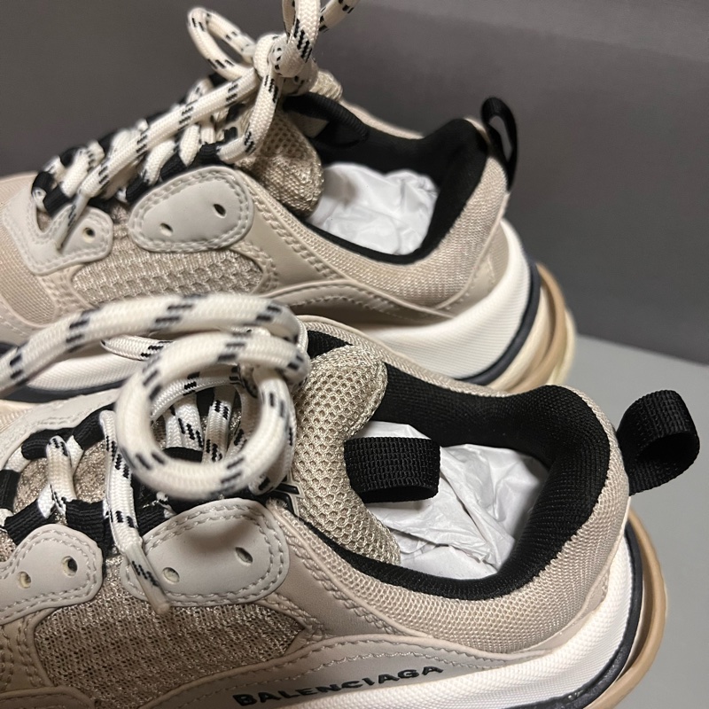 Balenciaga triple s 奶茶米色 老爹鞋 巴黎世家 運動鞋-5