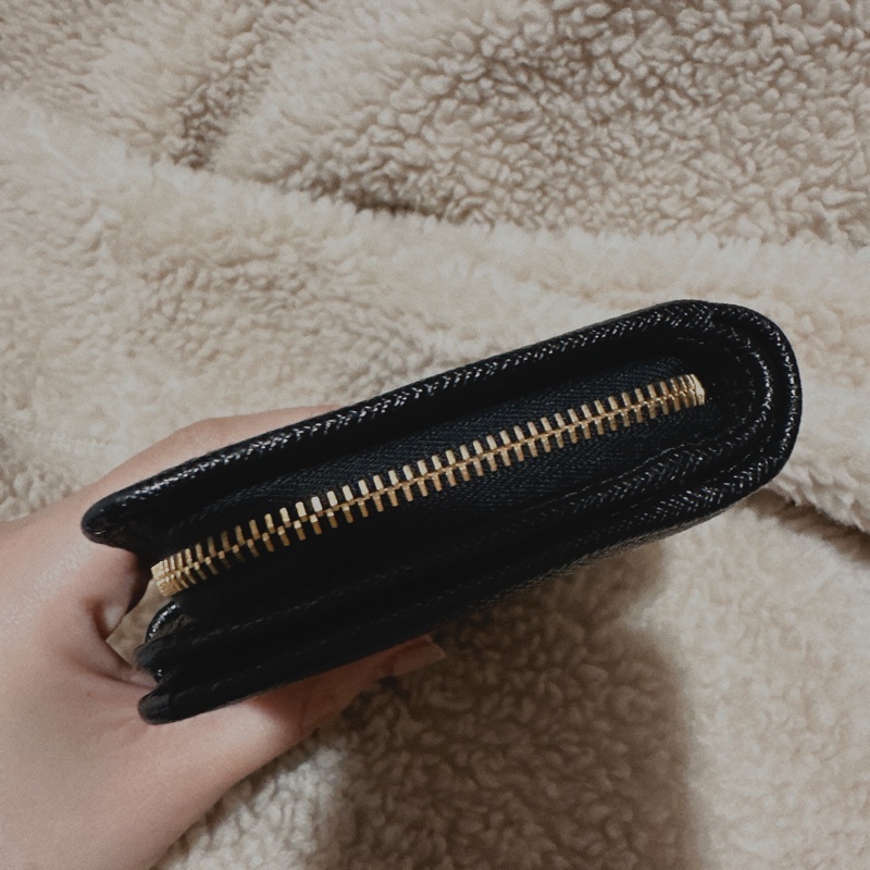 Prada 中夾 皮夾 十字壓紋牛皮 9成新-8