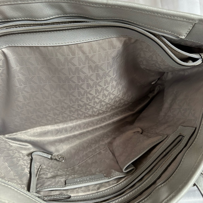 MK大象灰托特包-16