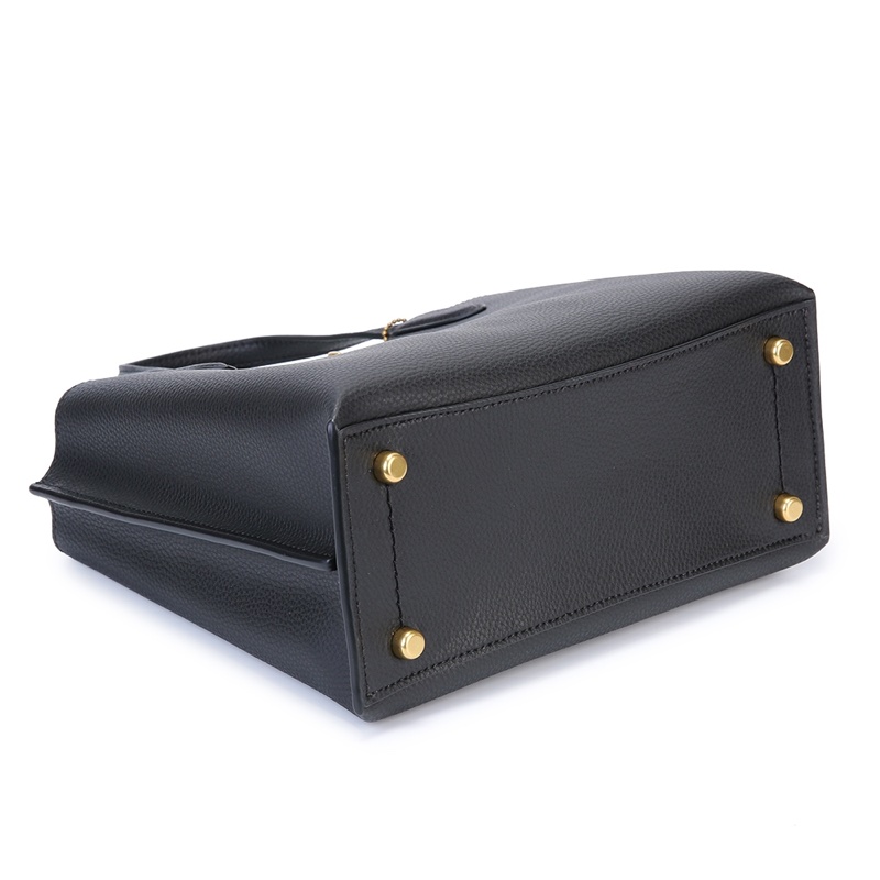 COACH Willow Tote 24 素面荔枝紋皮革手提/斜背兩用托特包-黑色-4