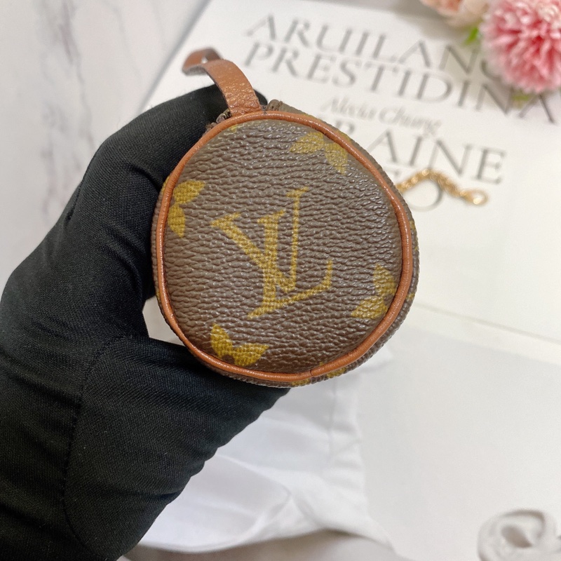 LV 紅皮小圓桶mini小圓筒鏈條包-11