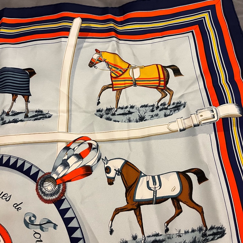 Hermes愛馬仕90公分絲巾.十匹馬圖案.二手-4