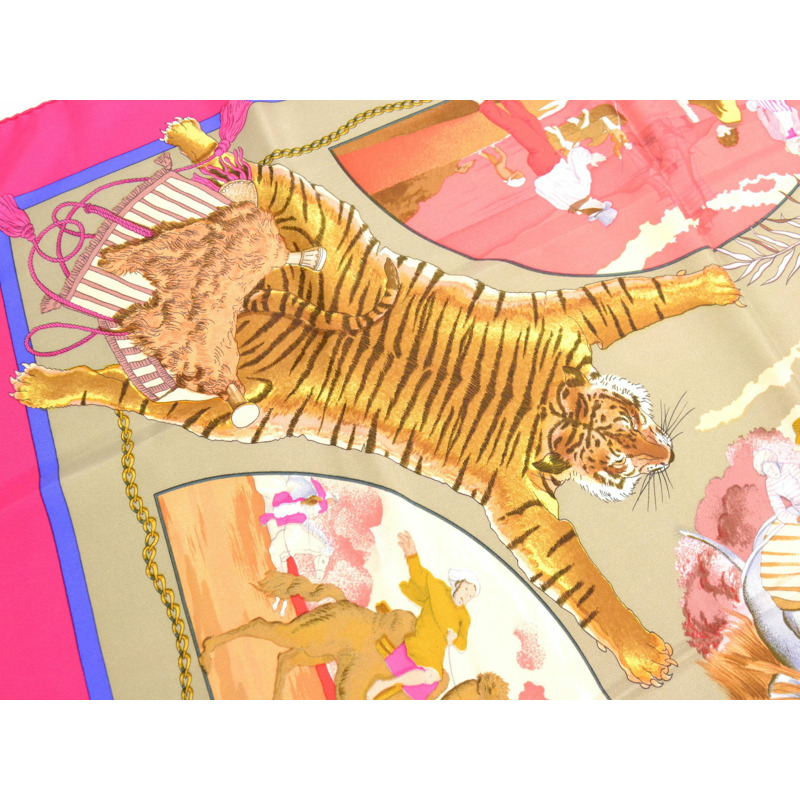 真正的愛馬仕 HERMES 圍巾 Carre Carre 90 CHASSES EXOTIQUES 異國情調的狩獵圍巾披肩頭巾絲綢粉紅色米色藍色服裝配件使用-1