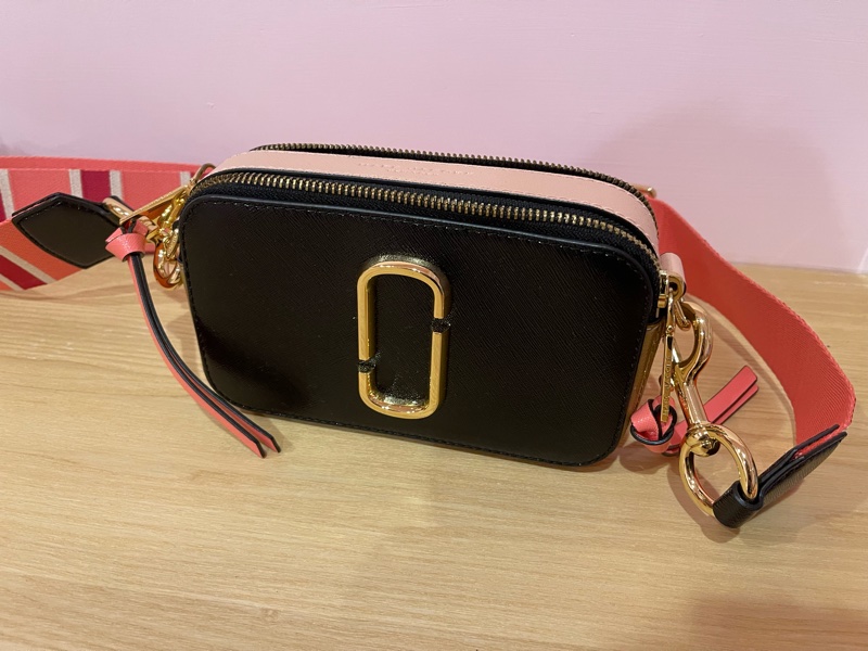 MARC JACOBS 相機包-0