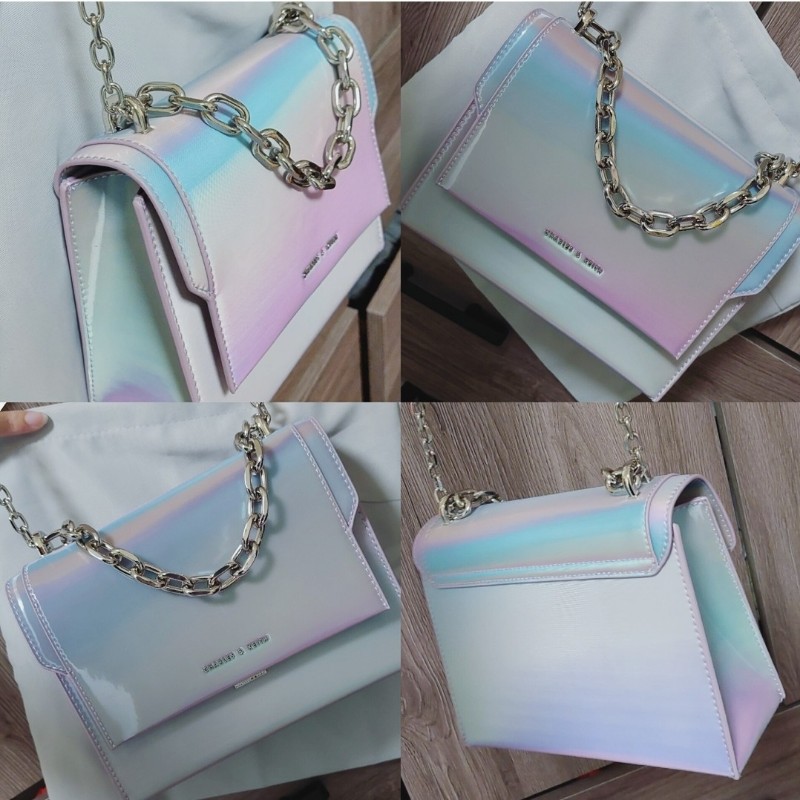 小ck Charles & Keith 炫彩變色包 粉藍紫 視覺 肩背包 側背包 斜揹包 方包 郵差包 亮面 防水 小資 專櫃 精品 正品 門市購入-4