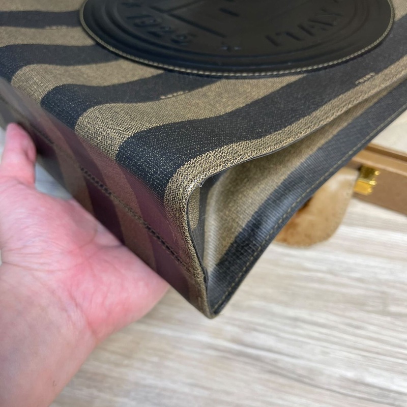Fendi vintage經典條紋大Logo徽章琴譜包🗝️個性路線-3