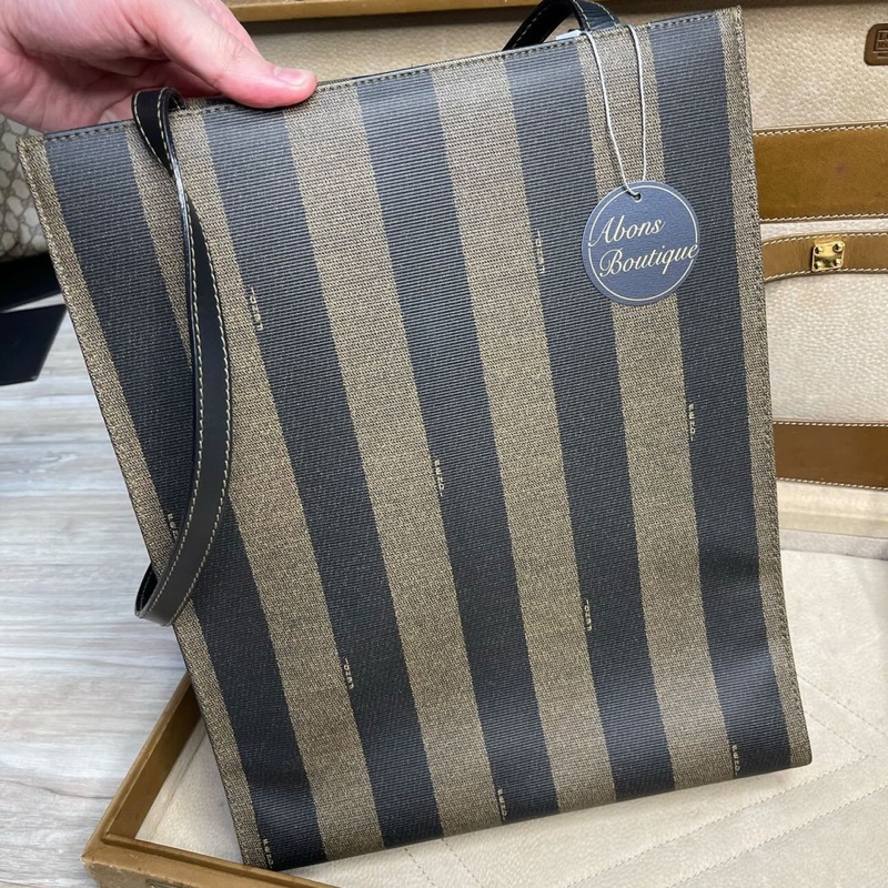 Fendi vintage經典條紋大Logo徽章琴譜包🗝️個性路線-7