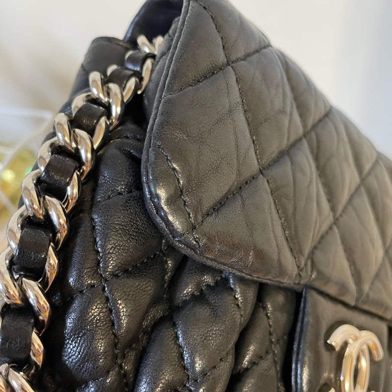 Chanel 香奈兒 南瓜包 雲朵包 黑銀 鏈條滾邊 鏈條包-9