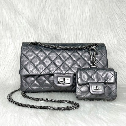 Chanel 限量銀色2.55 24cm子母包