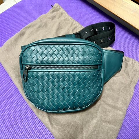 二手 Bottega veneta BV編織 男用腰包 胸口包 斜肩包