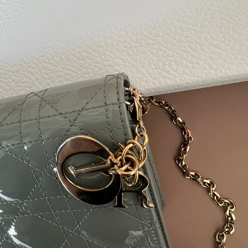 DIOR 漆皮 藤格紋 金鍊 WOC-2