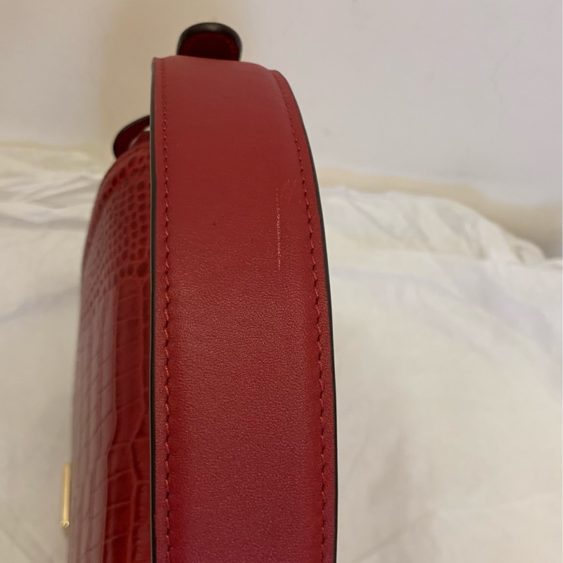 Radley 英國倫敦紅色鱷魚紋翻蓋包-4