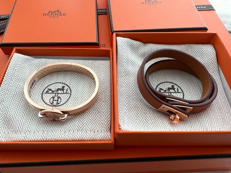 Hermès 愛馬仕mini Kelly Double皮手環-1