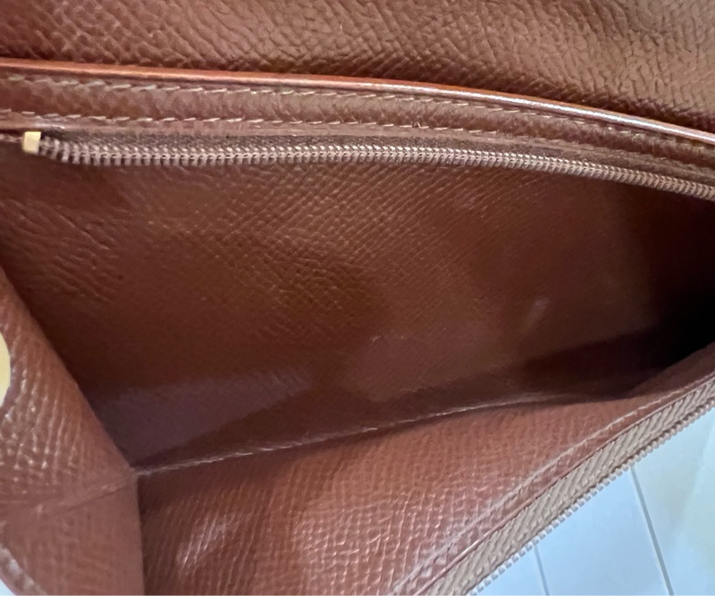 85成新,愛馬仕Hermes bearn雙折長夾口A刻印咖啡金扣-5