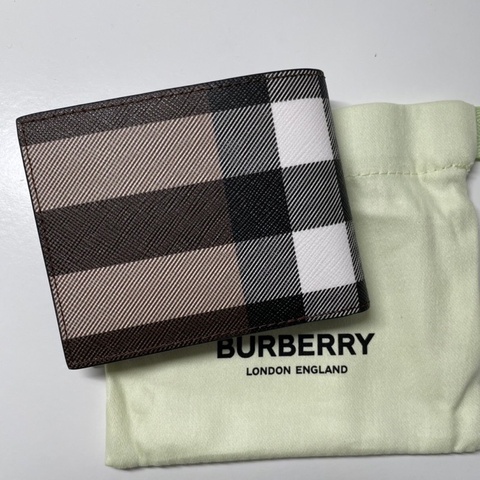 最新低價促銷$7600新款現貨BURBERRY 格紋拼皮革双折皮夾