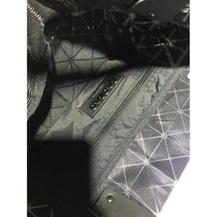 全新三宅一生 bao bao銀色款包-6