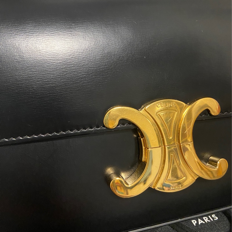 Celine Triomphe 腋下包(有購證)-1