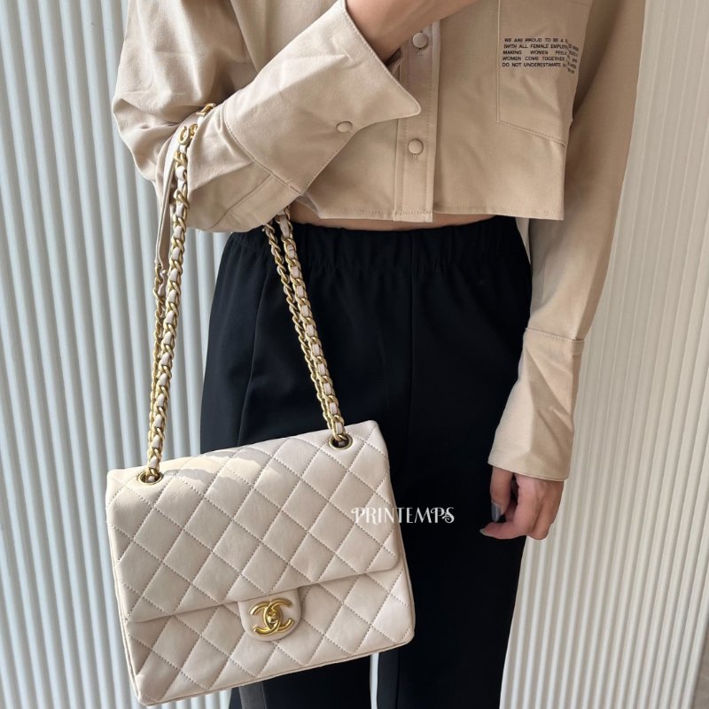 |CHANEL|23P 字母鏈條雙鍊口蓋包-10