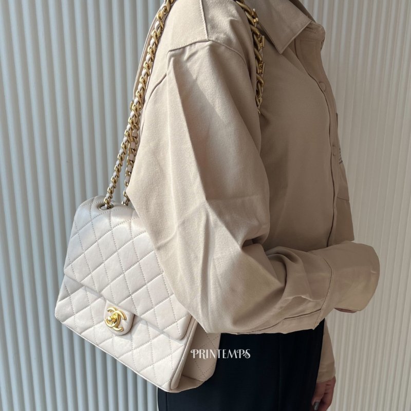 |CHANEL|23P 字母鏈條雙鍊口蓋包-13