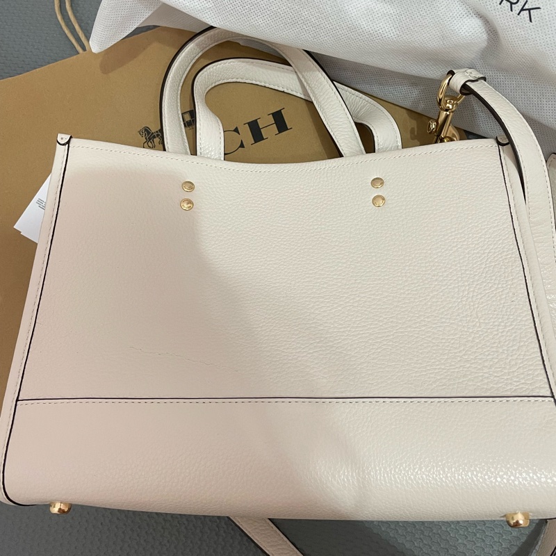 Coach 中號白色托特包-3