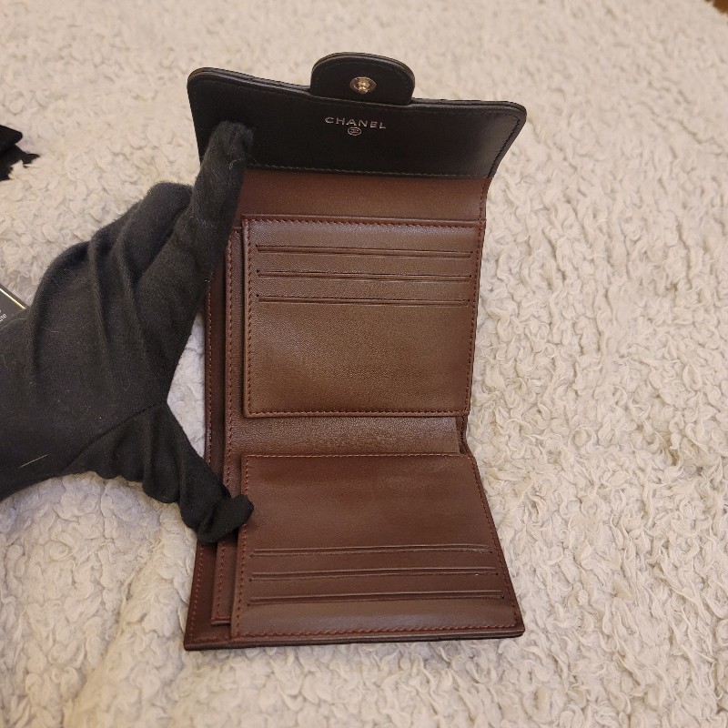 Chanel 香奈兒 黑銀羊皮三折錢包 短夾-4