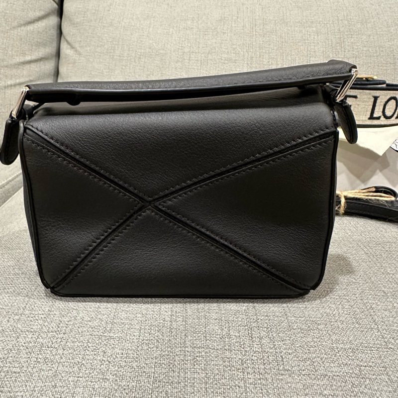 ✨LOEWE✨小牛皮MINI PUZZLE 黑色-7
