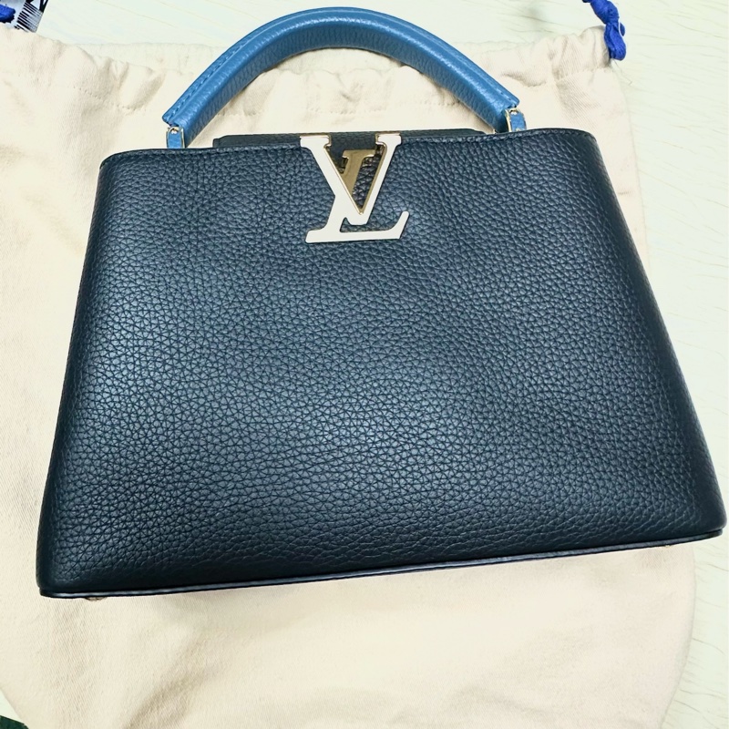 Louis Vuitton🇫🇷Capucines BB (黑/藏藍皮穿鍊-公牛皮）斜背包-0