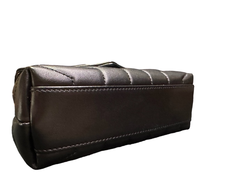 趁下波漲價前入手！精品「小方胖」包大推薦：SAINT LAURENT LOULOU TOY手袋-7