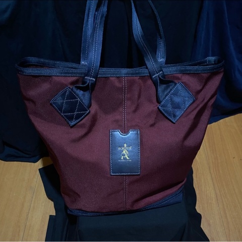 Porter international 金典大托特包（42*33*14）