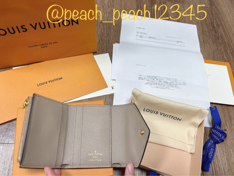 限定買家下單［全新］ LV zoe 奶茶色 （斑鳩灰色） 全牛皮 短夾 海外限定販售色-4