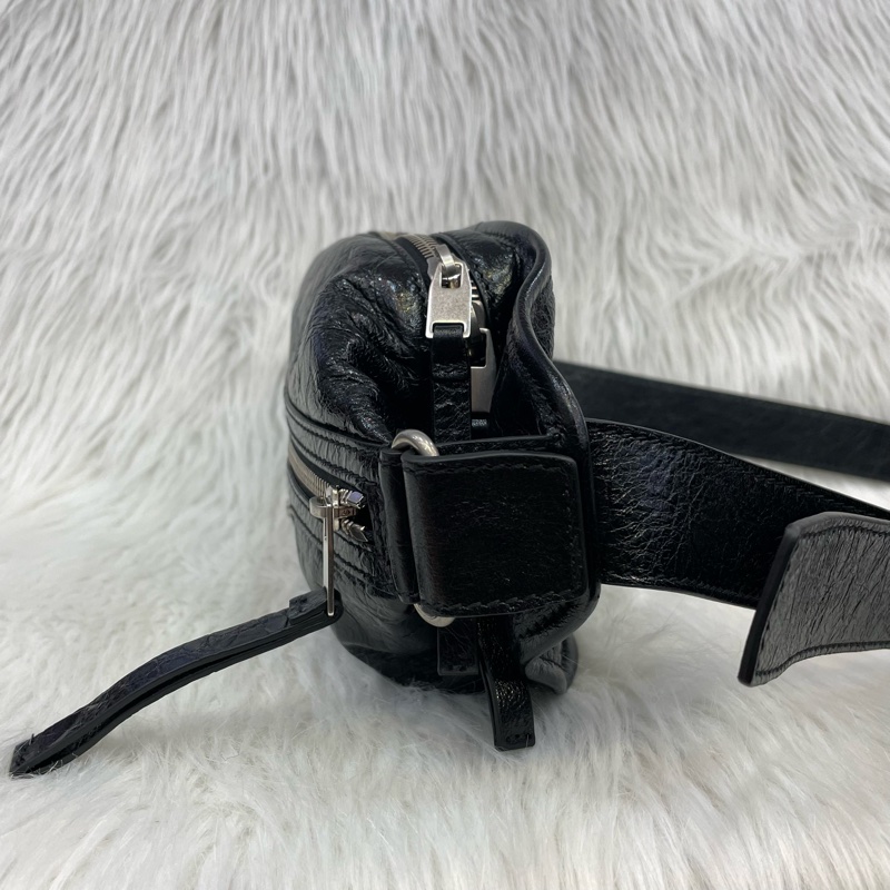 Balenciaga 542013 黑皺褶羊皮拉鍊腰包Neo Lift-3