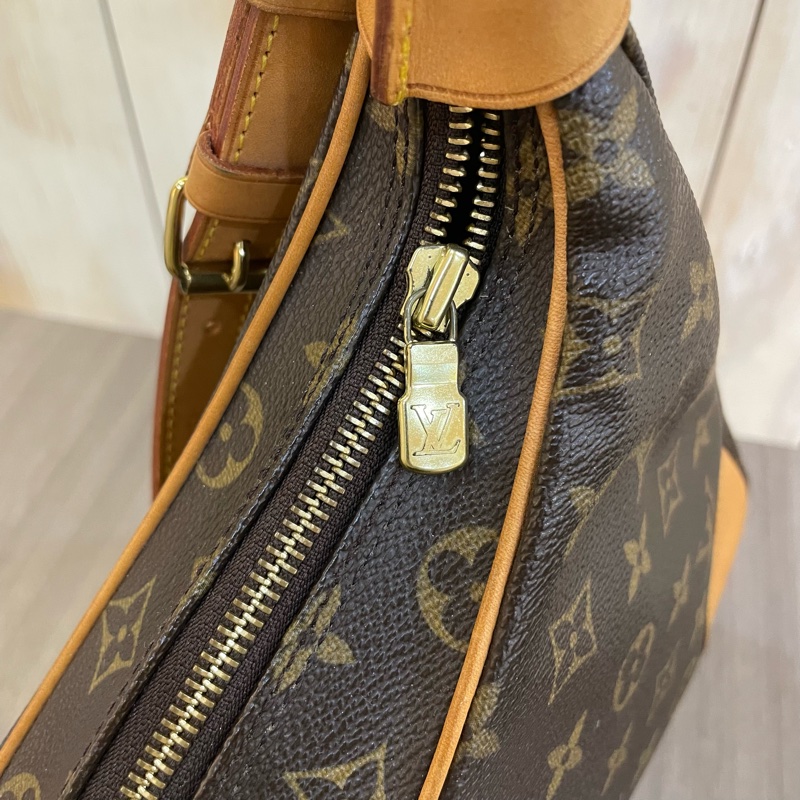 Louis Vuitton M51265原花肩背牛角包Boulogne-11