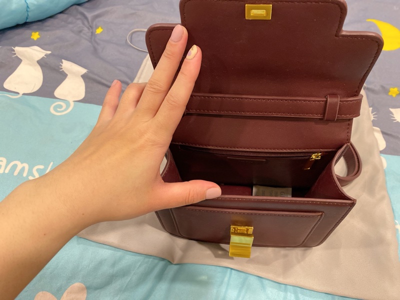 JW PEI -Kylee 斜跨包 咖酒紅 金扣 肩背包側背包小包-4