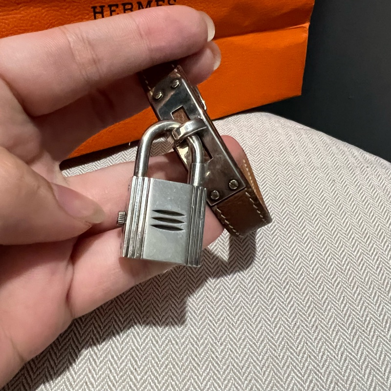 Hermes 愛馬仕 經典鎖頭KELLY凱莉錶 Gold 金棕色銀釦-1