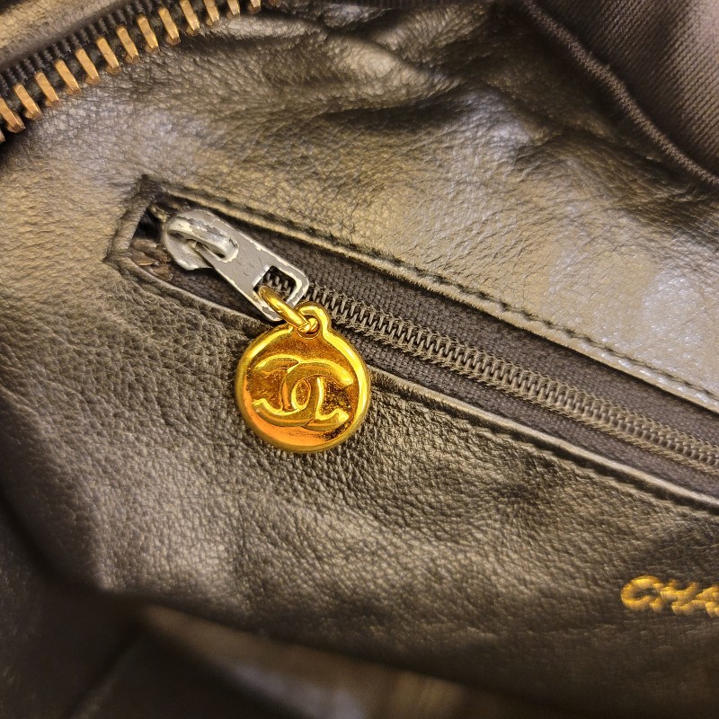 Chanel 香奈兒 金球流蘇相機包 側背包-9