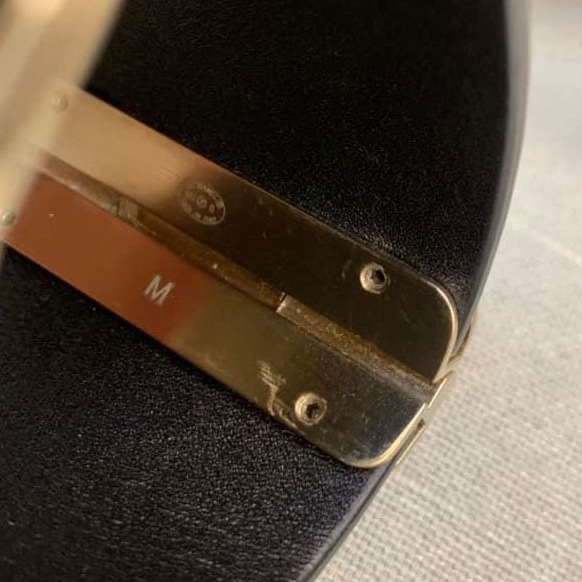 Chanel 非常個性的皮革金屬手環-5