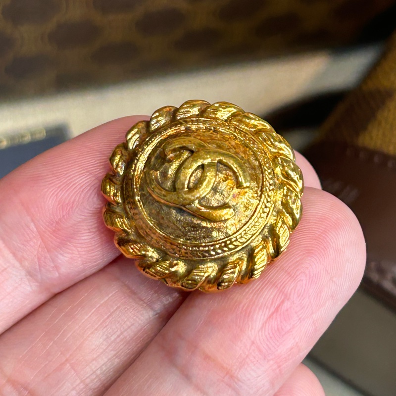 CHANEL vintage 太陽螺旋盾牌耳夾-6