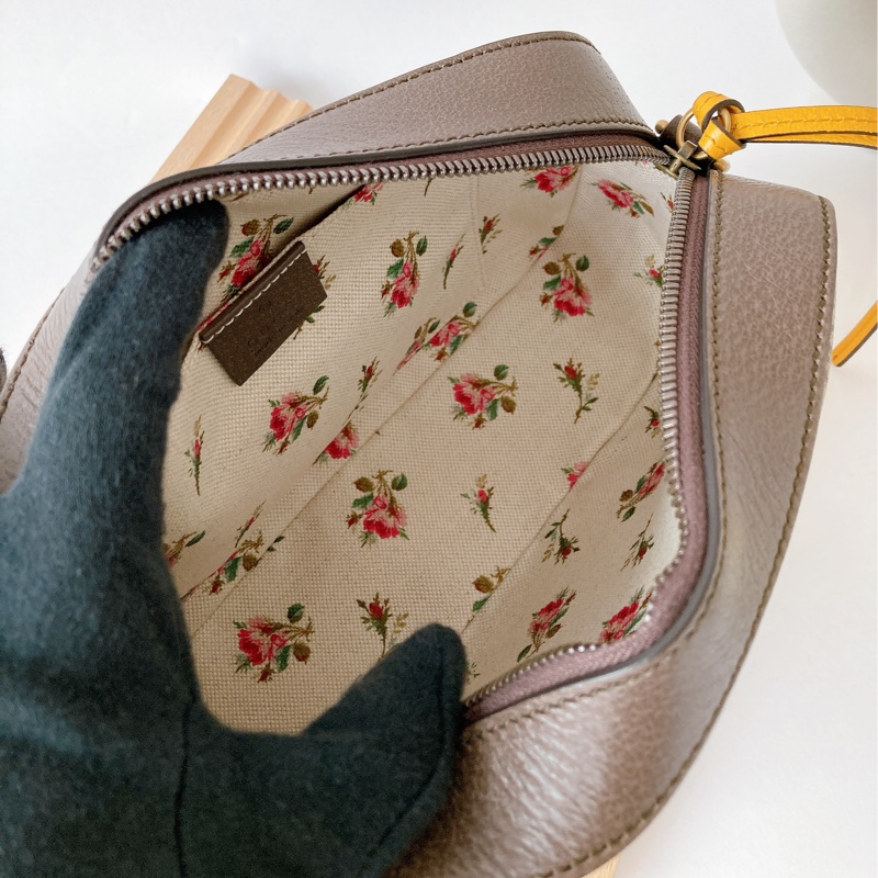 Gucci 經典虎頭 相機包-4