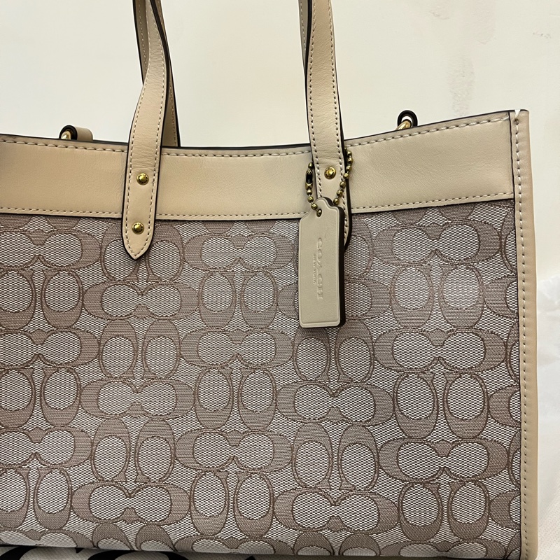 COACH-Field系列滿版老花托特包👜-2
