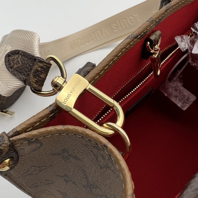 降價【LV】2023爆款 老花字紋 OnTheGo PM 三合一手提肩背購物二用包 M46373-8