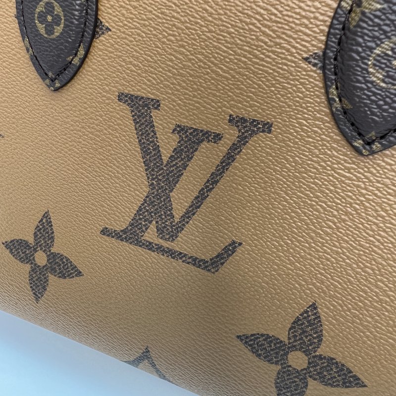 降價【LV】2023爆款 老花字紋 OnTheGo PM 三合一手提肩背購物二用包 M46373-11