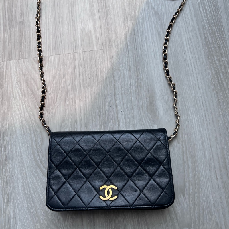 不議價 限時價 老香古董美包 Chanel vintage 有卡 19x12x5cm vintage方胖包 附保卡無雷標 有防塵套🤎🤎老香古董 都有正常使用痕跡-12